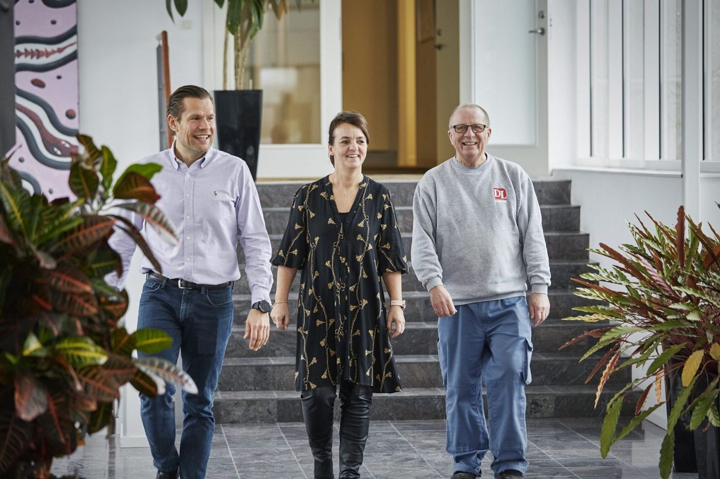 Dana Lim employees in the headquarters
